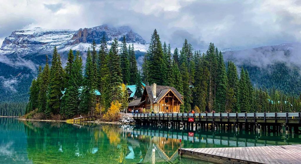 emerald lake trail